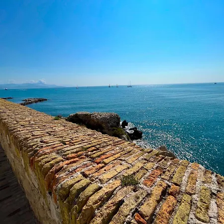 Bel Dans Les Remparts A 50 M De La Apartment *
